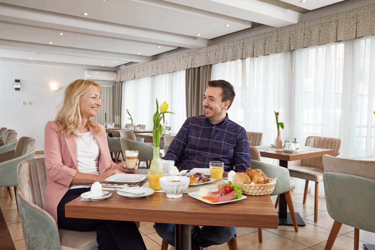 Hotel Meyerhof لاروش المظهر الخارجي الصورة