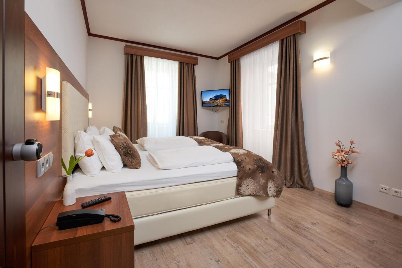 Hotel Meyerhof لاروش المظهر الخارجي الصورة