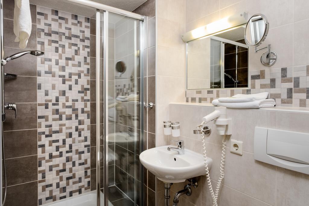 Hotel Meyerhof لاروش الغرفة الصورة